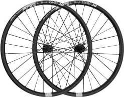 Dt-swiss HG 1800 SPLINE 25 Boost Disc Center Lock Hybrid 27,5" Laufradsatz